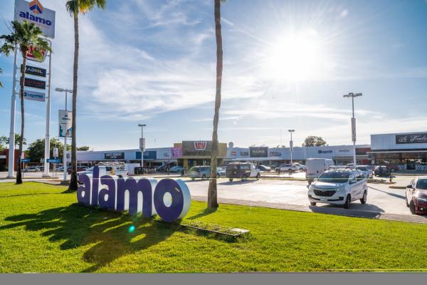 Estacionamiento Álamo